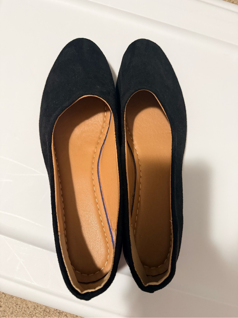 Amazon Essentials Black Suede-Like Ballet Flats